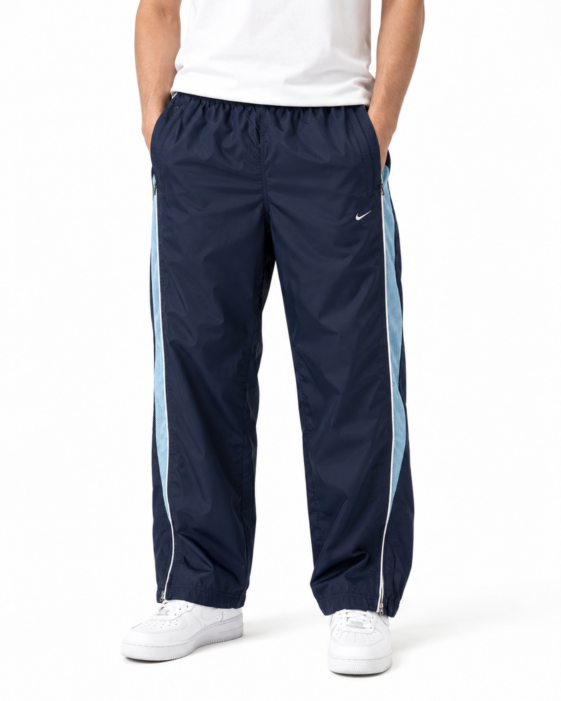 Nike Trackpants | L